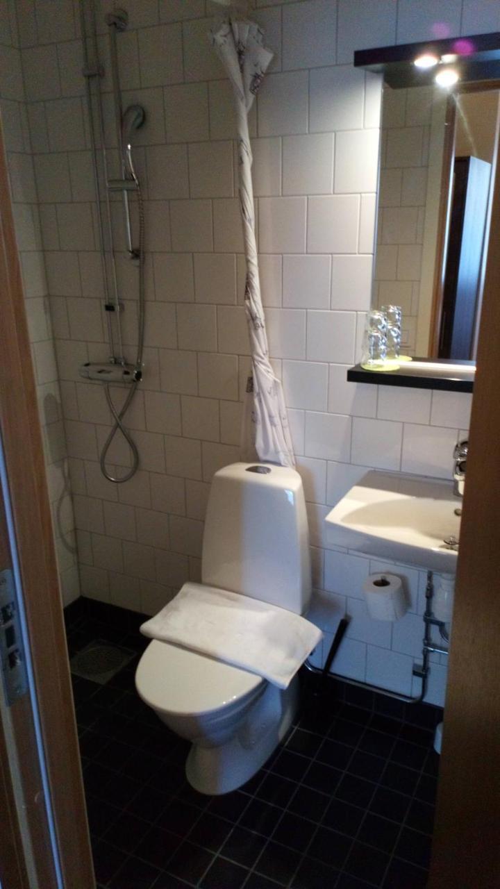 Spis Hotell Naran Luleå Buitenkant foto